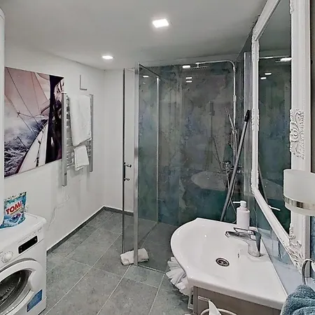Apartamento Varázshegy *