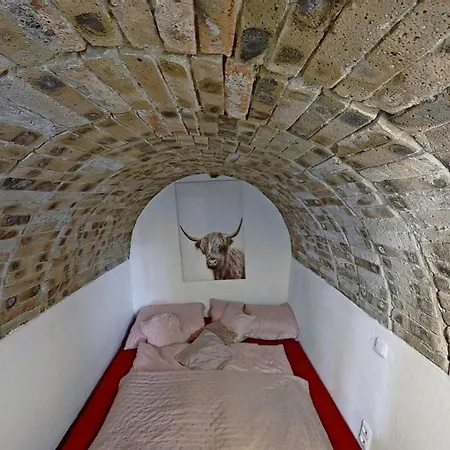 Varázshegy Apartamento Bar
